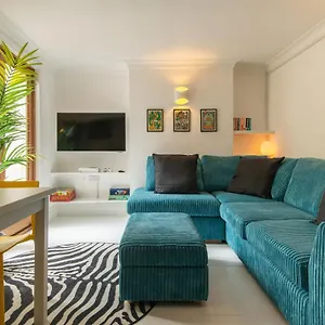  Apartment -newly Refurbished- Stylish 5 Minutes From Station W Garden